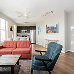 Kasa Comma Lohi Denver
